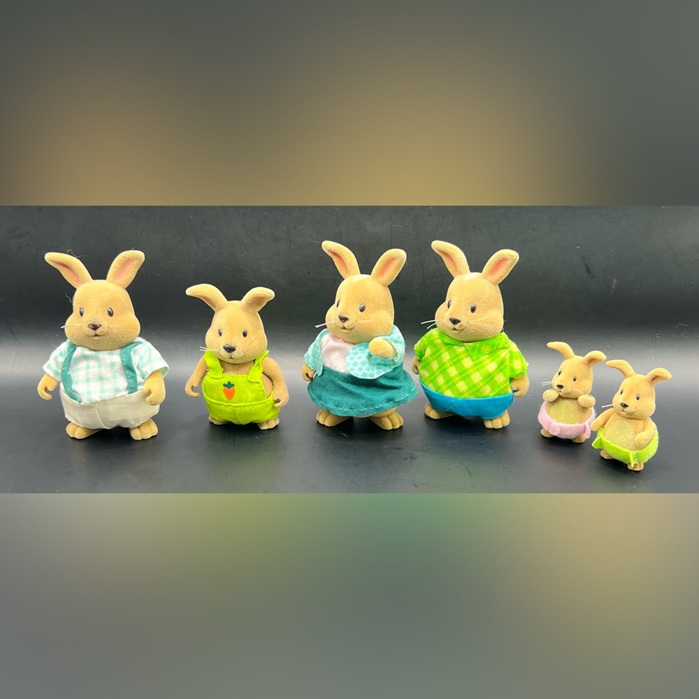 Li’l Woodzeez-Bunny Family Set‎ of 6 - Please see images for condition/clothing